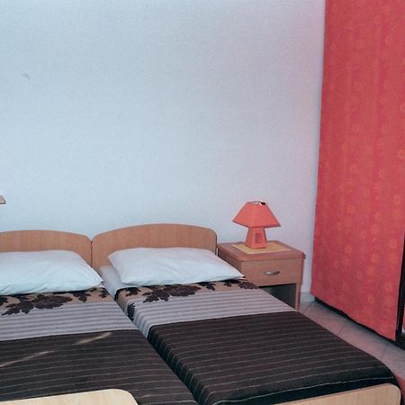 Hostel Amfora Fažana Eksteriør bilde