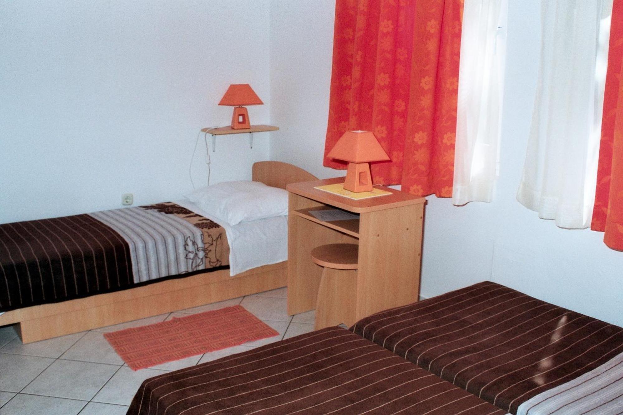Hostel Amfora Fažana Eksteriør bilde
